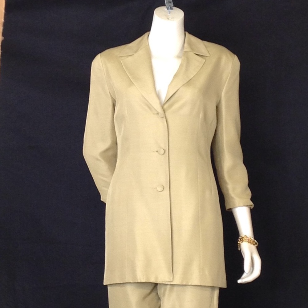 Trio New York 100% Silk  Gold Blazer Pant Suit